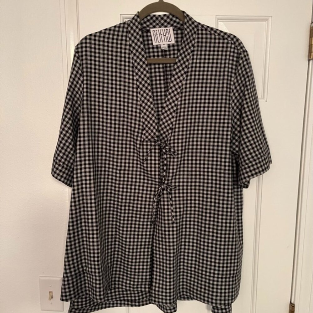 Reifhaus 100% cotton tunic top in size Small (but could fit a Medium)